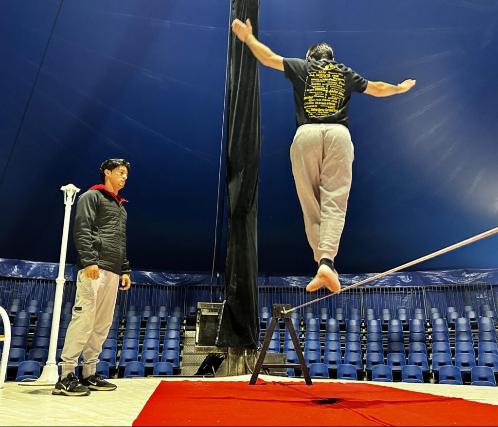 Talleres y Eventos de Circo para Grupos