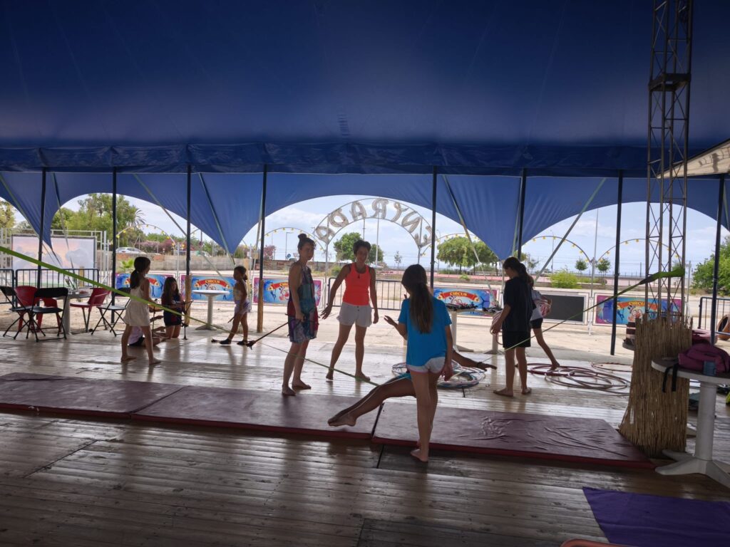 Talleres y Eventos de Circo para Grupos